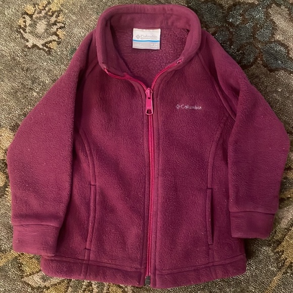 Toddlers Columbia jacket dark pink/purple color.  Size 18-24 months - Picture 3 of 4
